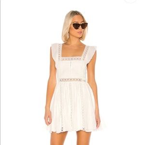 FREE PEOPLE DRESS IN WHITE (never worn)